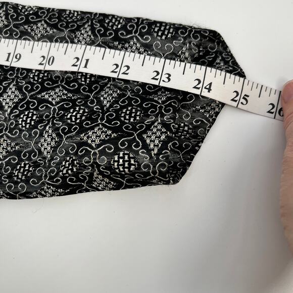 Vintage LongHorn by Niver Western Wear Crop Jacket Top Silver Gray Pewter Clasps - Picture 11 of 11